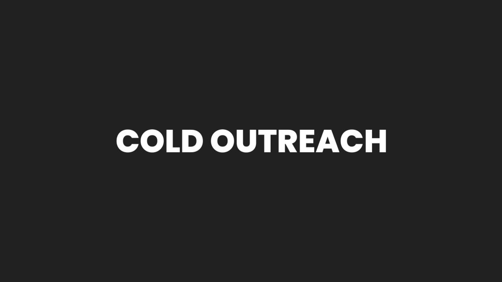 titre du module "cold reach" sur fond sombre